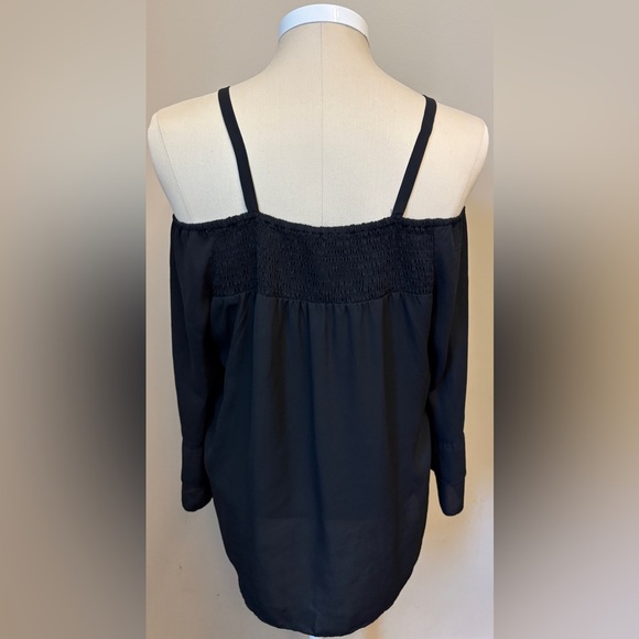 Sioni Black Off-the-Shoulder Flowy Feminine Long Sleeve Blouse womens size Large - Picture 5 of 9